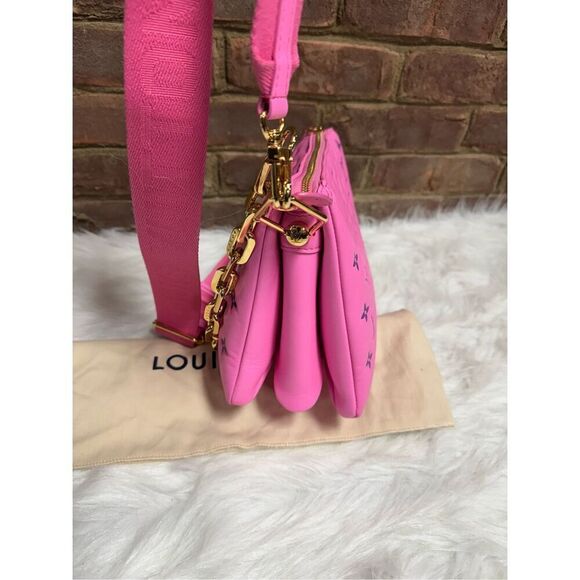 Louis Vuitton Authentic Pink Coussin PM Bag - Picture 7 of 12